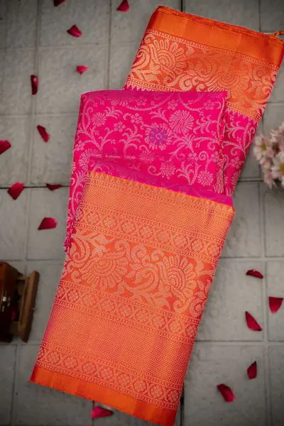 Pink And Red Printed Patola Saree in Synthetic – Khatri Jamnadas Bechardas