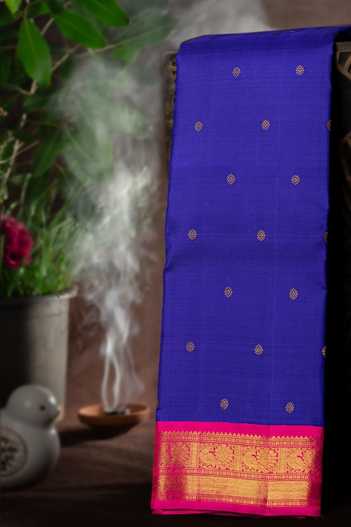 Buy Yashvi royal blue kanchipuram saree at Rs. 1700 online from Fab Funda  kanjivaram saree : va-ff-70-01-5